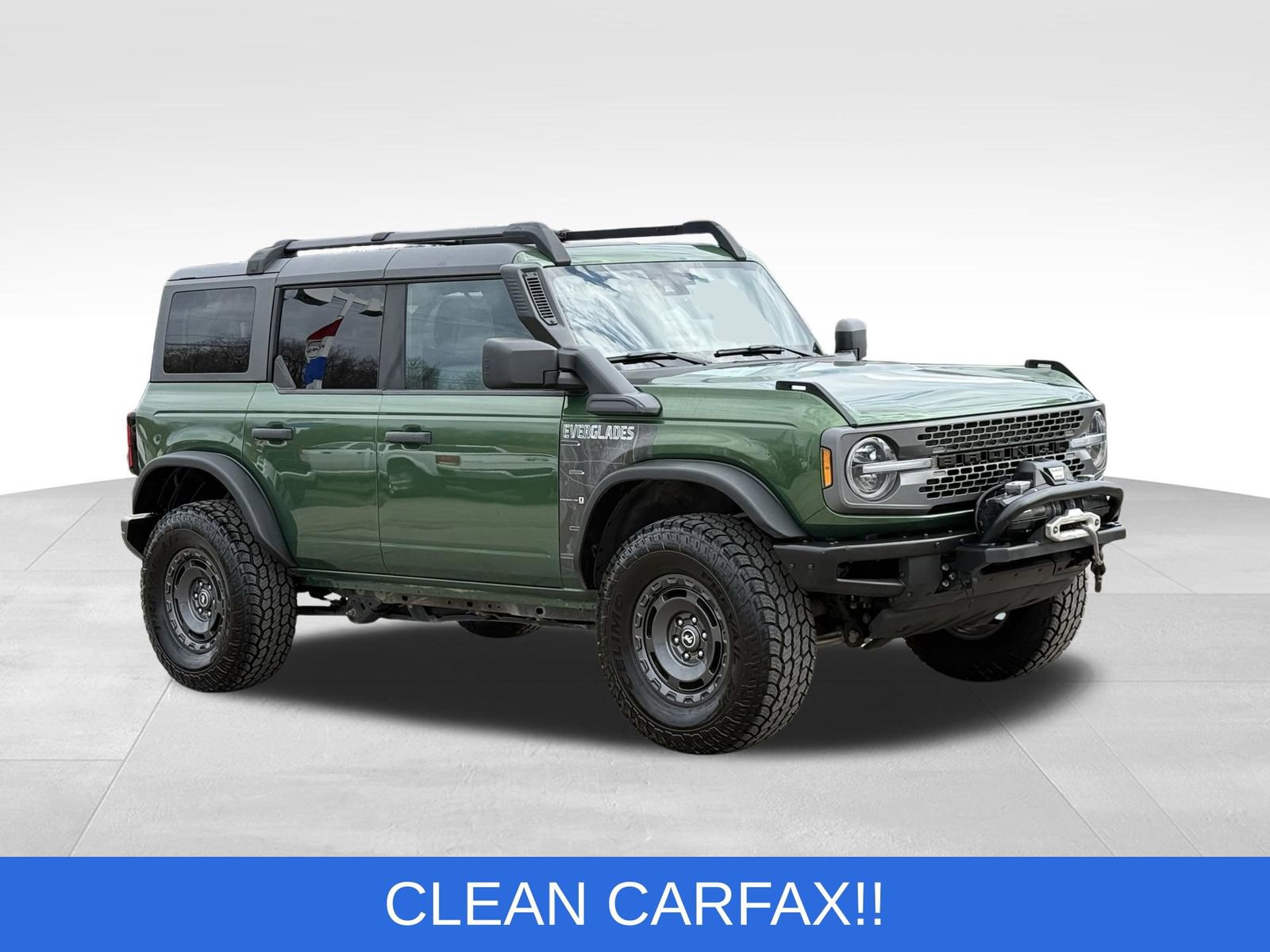 Used 2023 Ford Bronco Everglades image 13
