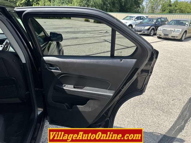 Used 2017 Chevrolet Equinox LT w/ Convenience Package AWD/4WD image 29