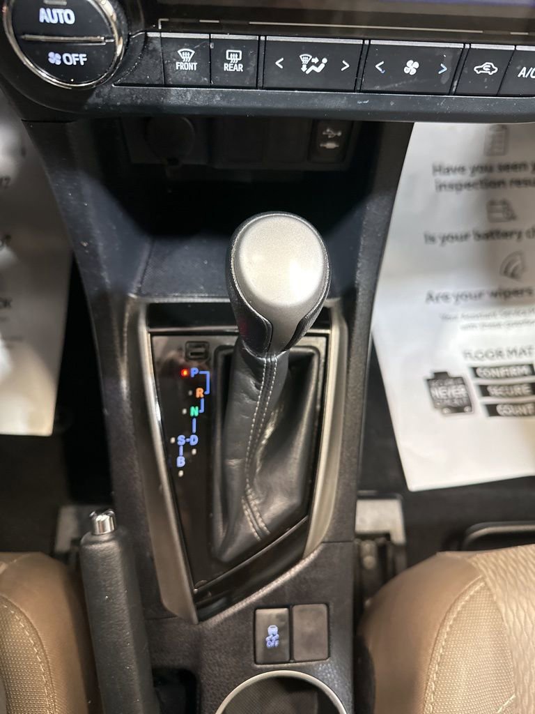 Used 2016 Toyota Corolla LE image 26