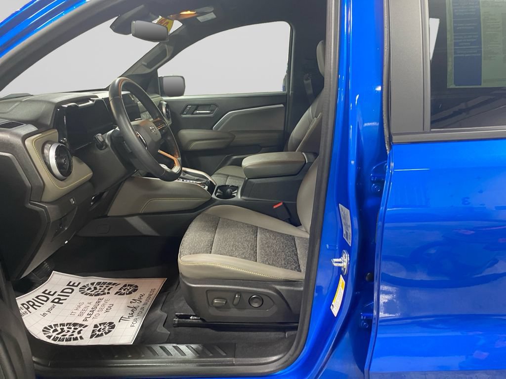 Certified 2024 Chevrolet Colorado ZR2 w/ Safety Package AWD/4WD image 18
