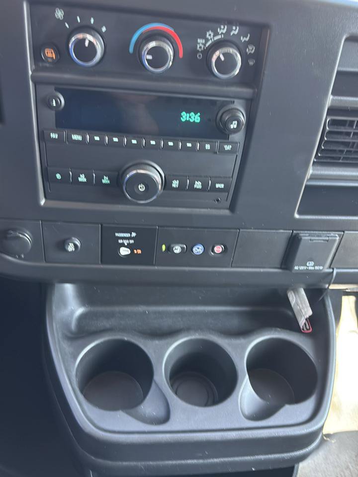 Used 2025 Chevrolet Express 2500 w/ Driver Convenience Package RWD image 18