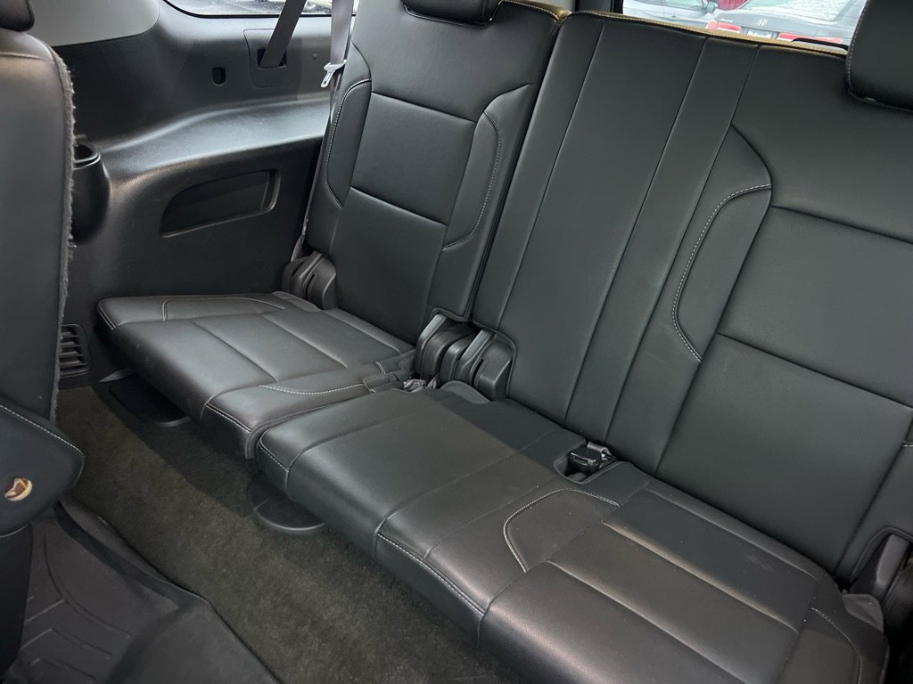 Used 2017 GMC Yukon XL SLT w/ Open Road Package image 14