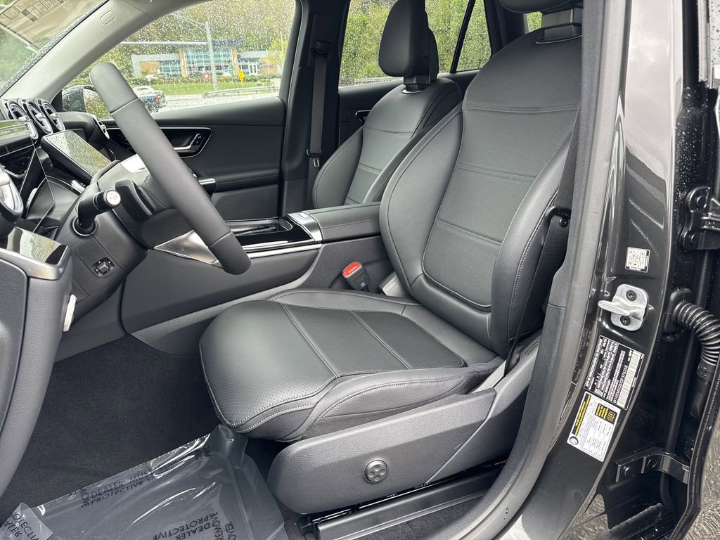 New 2025 Mercedes-Benz GLC 350e 4MATIC image 9