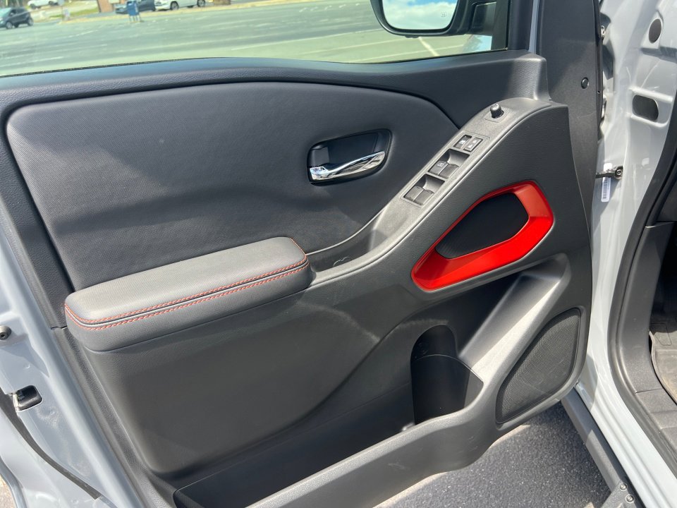 Used 2022 Nissan Frontier Pro-X RWD image 36