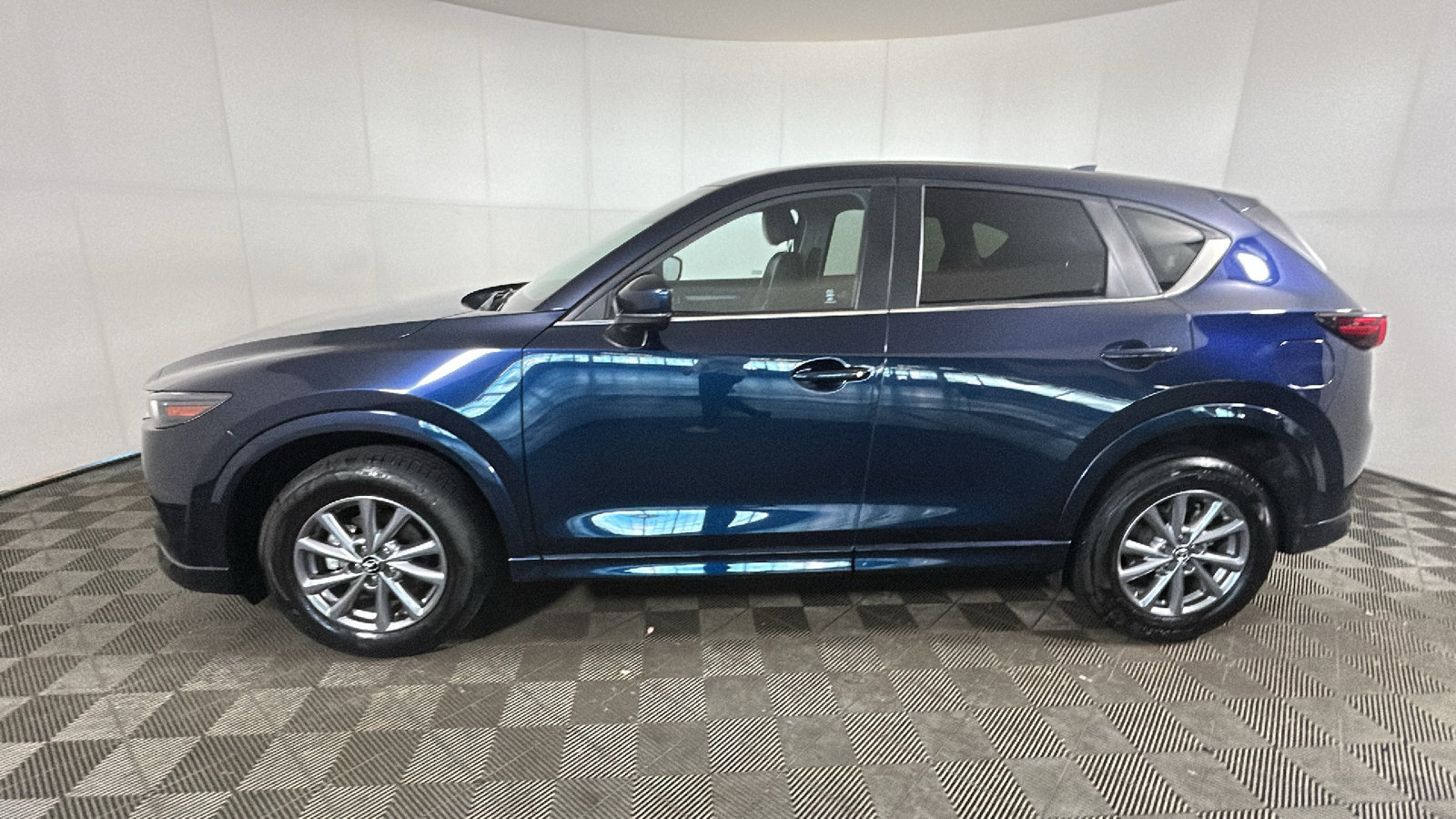 Used 2025 MAZDA CX-5 AWD 2.5 S w/ Preferred Package image 6