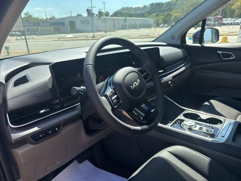 New 2026 Kia Carnival EX image 31