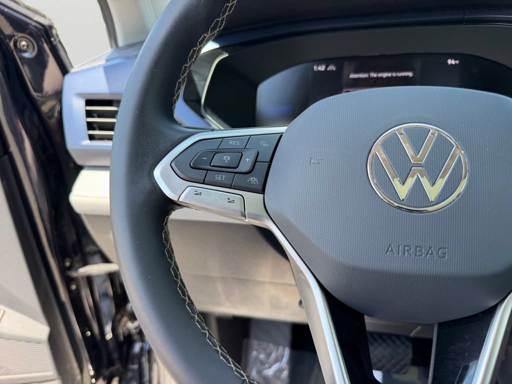 Used 2024 Volkswagen Taos SE AWD/4WD image 20