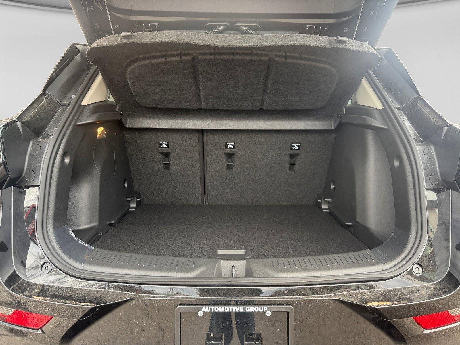 New 2026 Buick Encore GX Avenir w/ Avenir Technology Package FWD image 17