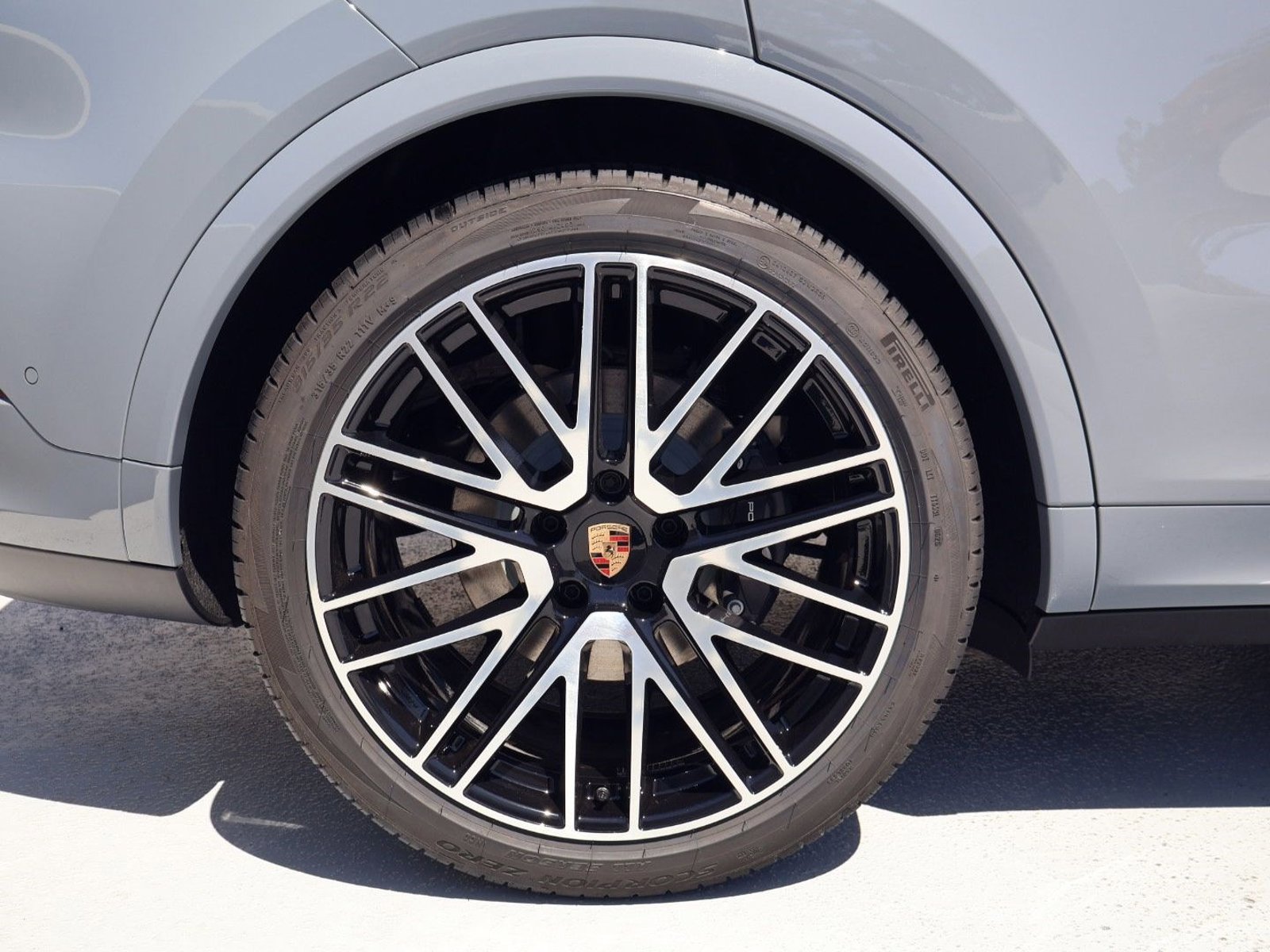 New 2026 Porsche Cayenne Coupe AWD/4WD image 26