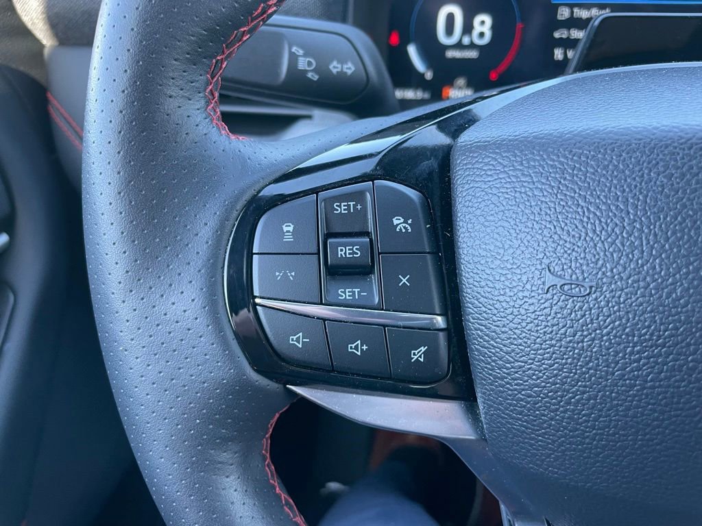 Used 2025 Ford Explorer ST-Line AWD/4WD image 24