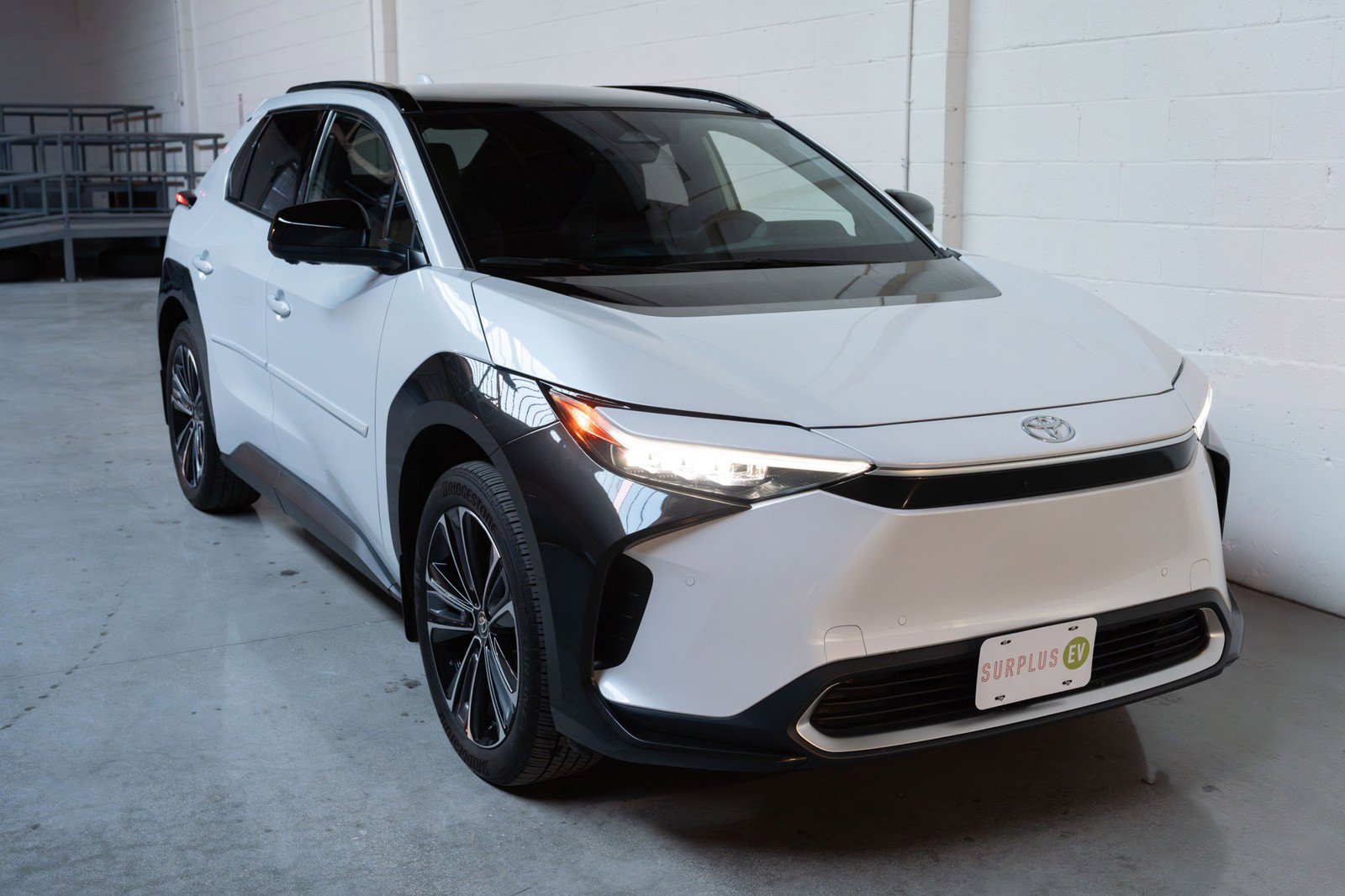 Used 2023 Toyota bZ4X FWD image 10