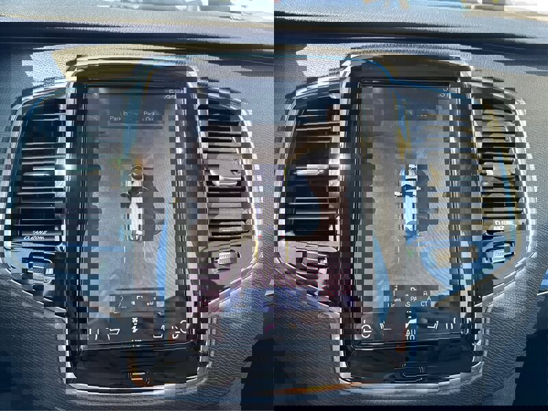 Used 2016 Volvo XC90 T6 Momentum w/ Momentum Plus Package image 78