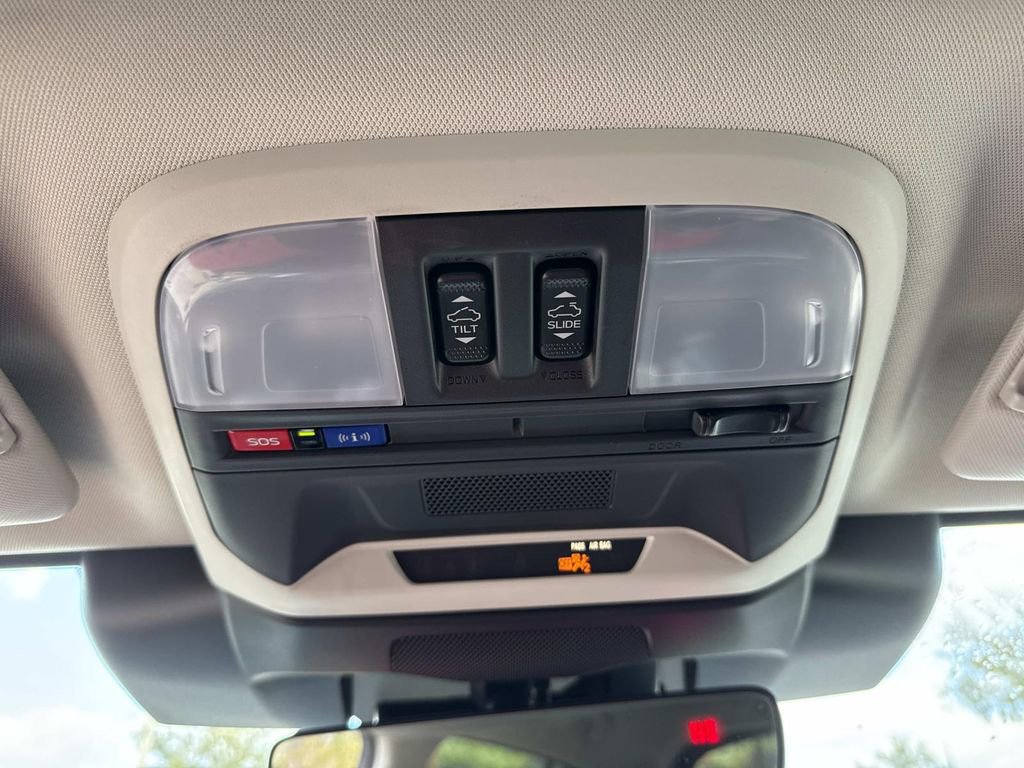 Used 2024 Subaru Crosstrek 2.5i Limited w/ Crosstrek Mirror Package image 42