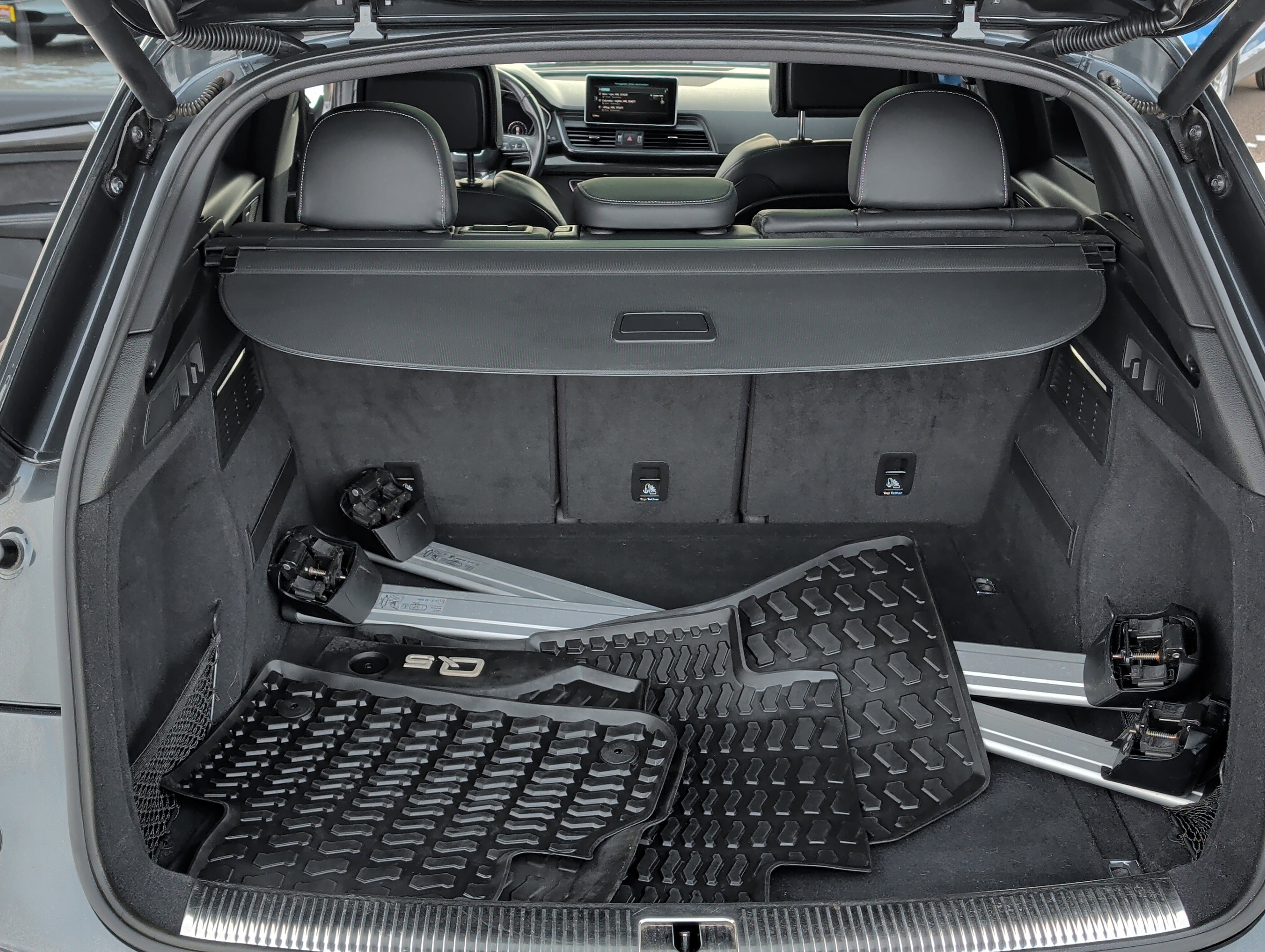 Used 2018 Audi SQ5 Prestige image 18