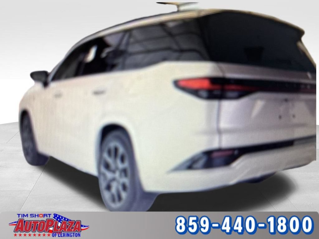 Used 2024 Lexus TX 500h AWD w/ Technology Package image 6