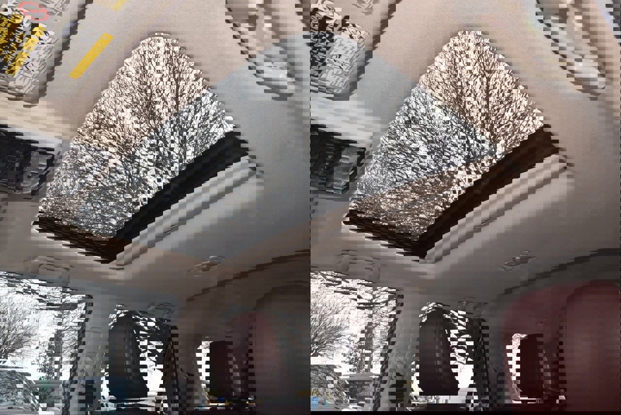 Used 2015 Toyota 4Runner Limited image 32