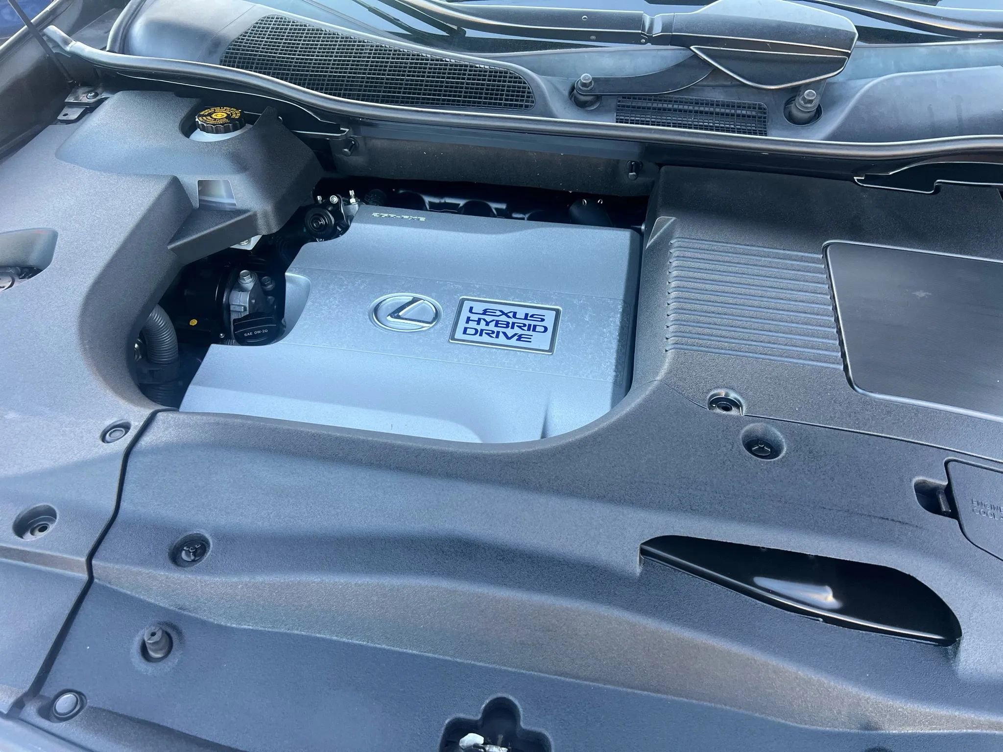 Used 2015 Lexus RX 450h AWD image 18