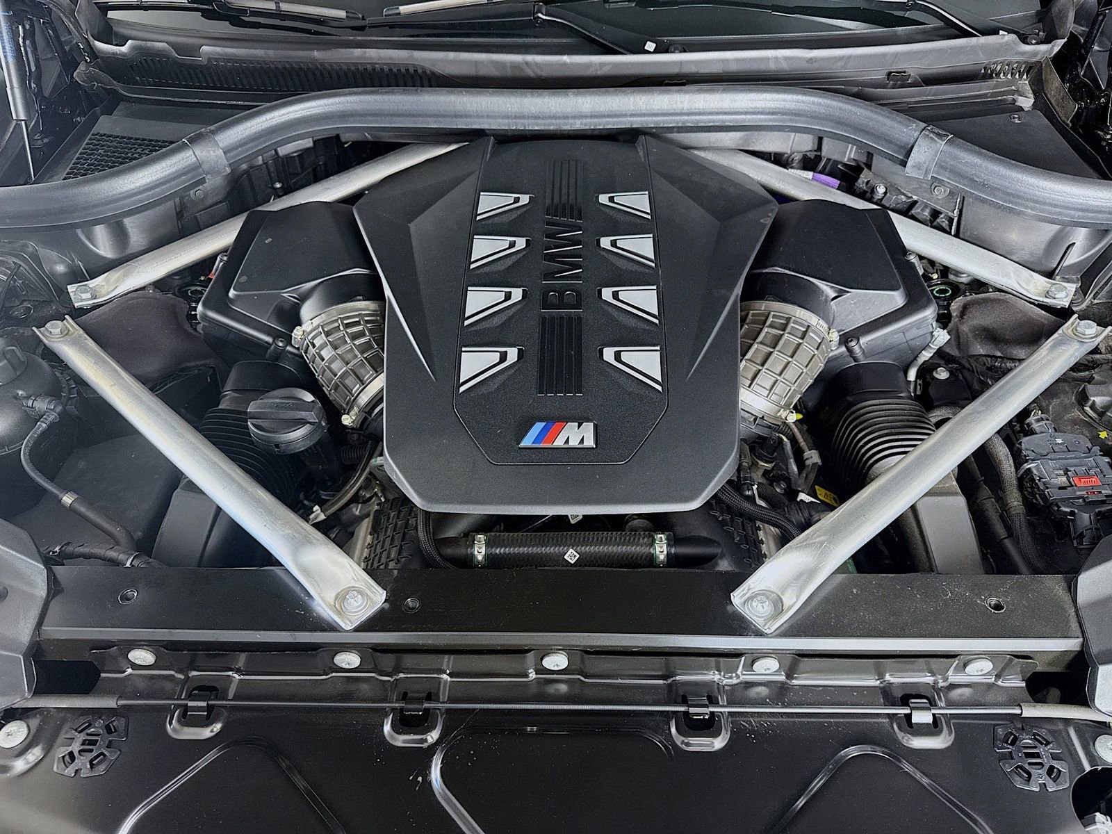 Used 2025 BMW X7 M60i image 33