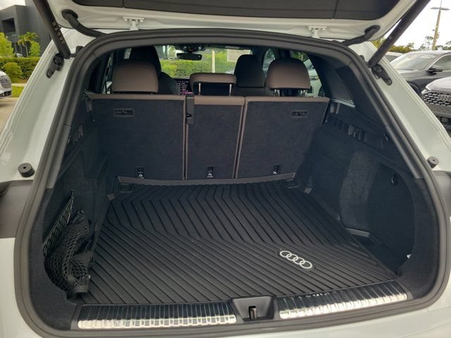 Certified 2025 Audi Q5 Premium Plus w/ Premium Plus AWD/4WD image 8