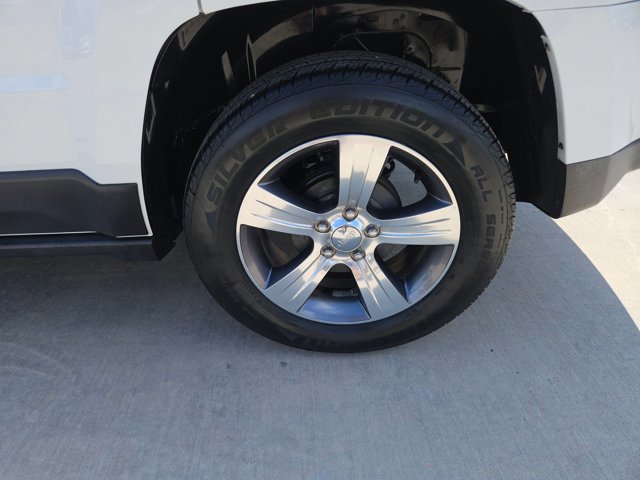 Used 2016 Jeep Patriot High Altitude FWD image 9