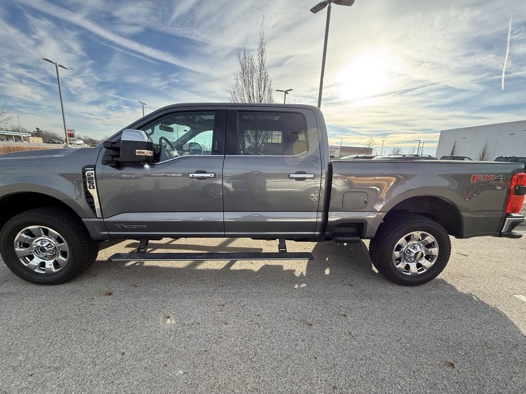 Used 2023 Ford F250 Lariat w/ Tow Technology Package image 6