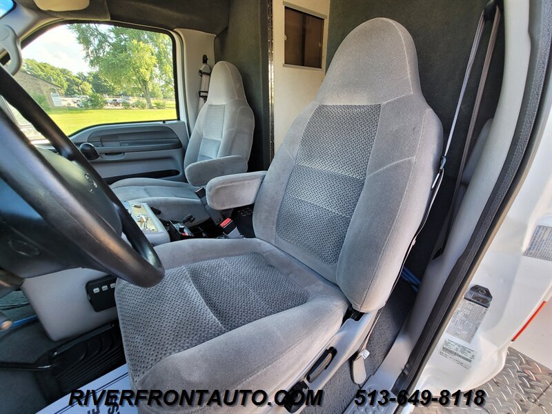 Used 2001 Ford F350 4x4 Regular Cab DRW Super Duty image 21