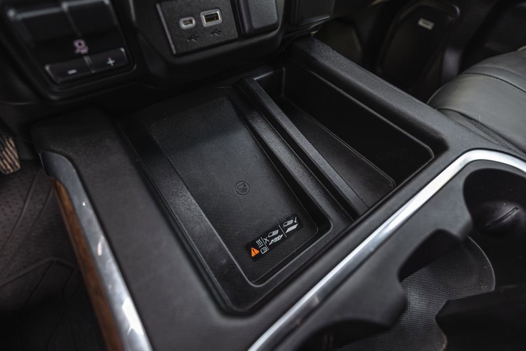 Used 2022 Chevrolet Silverado 1500 High Country w/ Safety Package II image 20