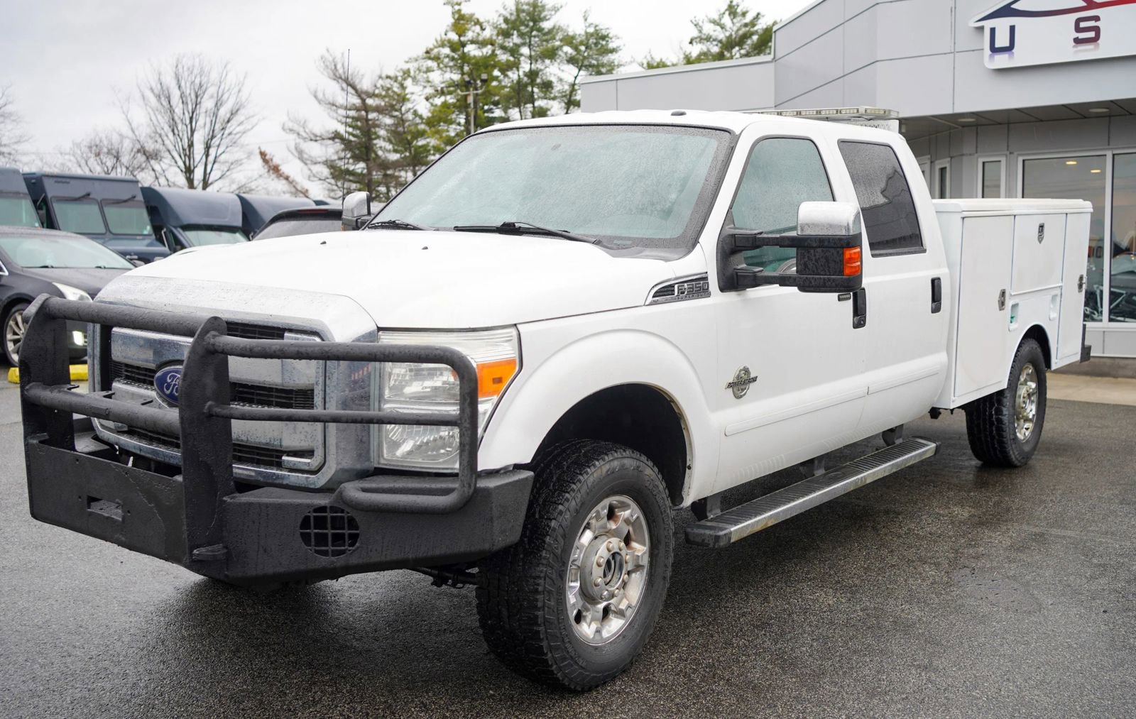 Used 2015 Ford F350 XLT w/ XLT Premium Package AWD/4WD image 2
