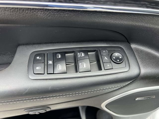 Used 2019 Jeep Grand Cherokee Summit w/ Platinum Series Group AWD/4WD image 13