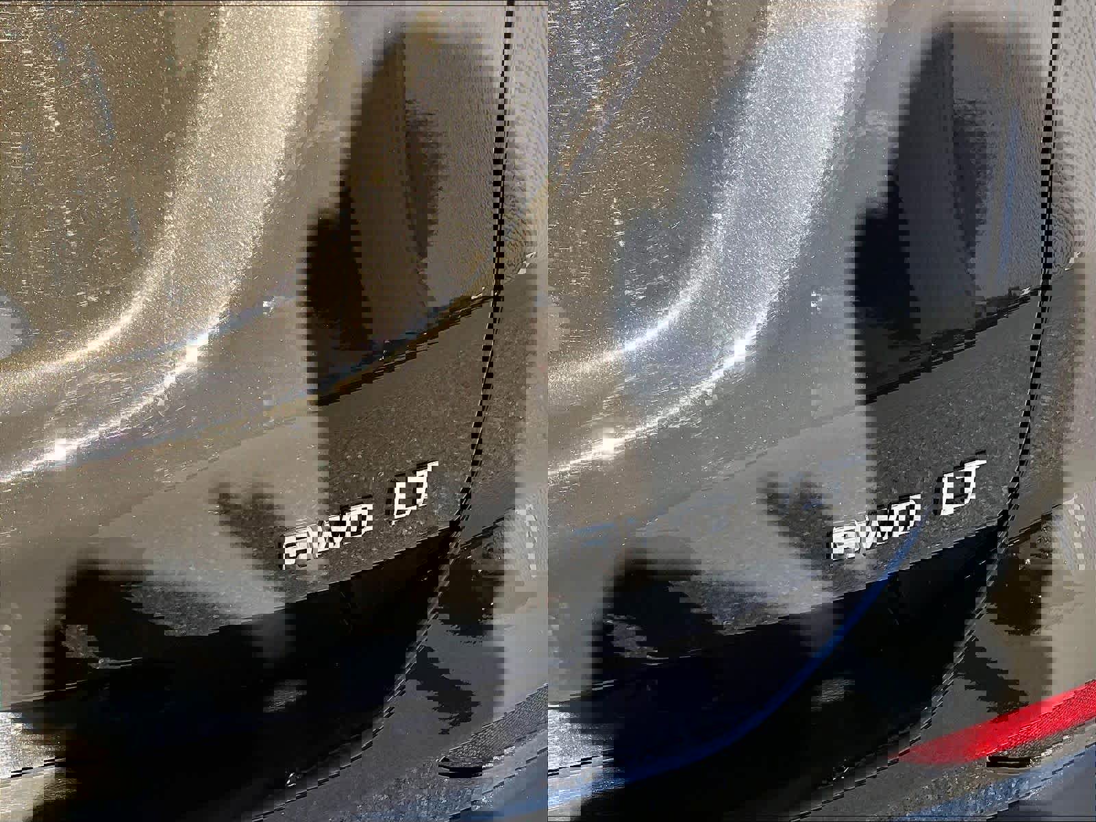 Used 2023 Chevrolet Equinox LT image 27