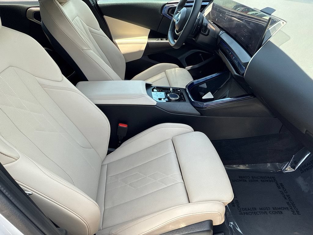 Used 2025 BMW X3 xDrive30i w/ Convenience Package AWD/4WD image 13