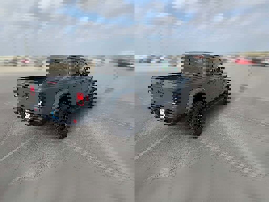 New 2026 Jeep Gladiator Sport image 12