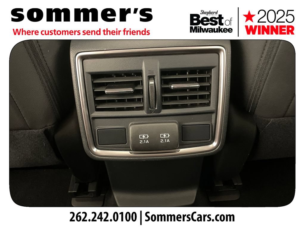 Used 2020 Subaru Forester Premium AWD/4WD image 23