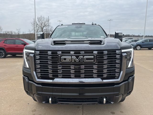 Used 2024 GMC Sierra 2500 Denali Ultimate image 10
