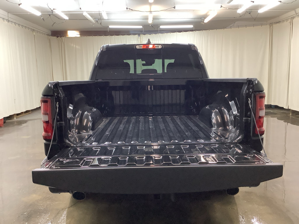 New 2026 RAM 1500 Express AWD/4WD image 7