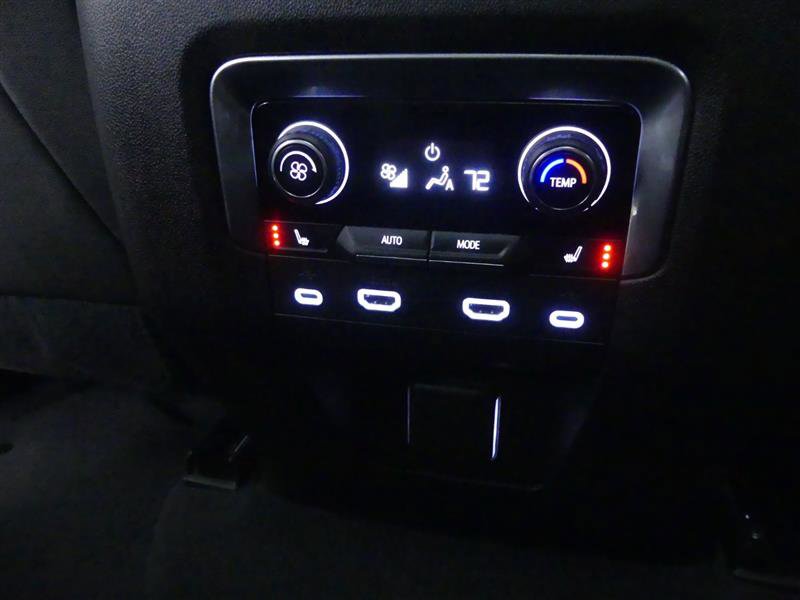 Used 2021 Chevrolet Tahoe LT w/ LT Signature Package image 25