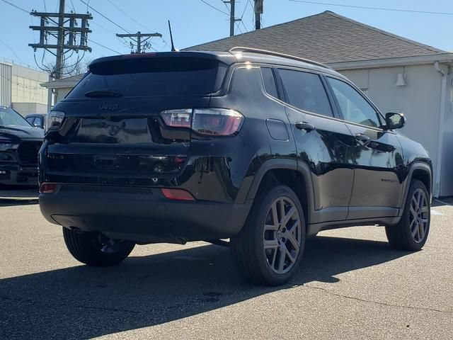 New 2026 Jeep Compass Limited AWD/4WD image 9