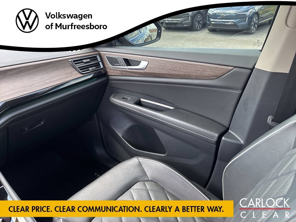 Used 2024 Volkswagen Atlas SEL Premium R-Line AWD/4WD image 24