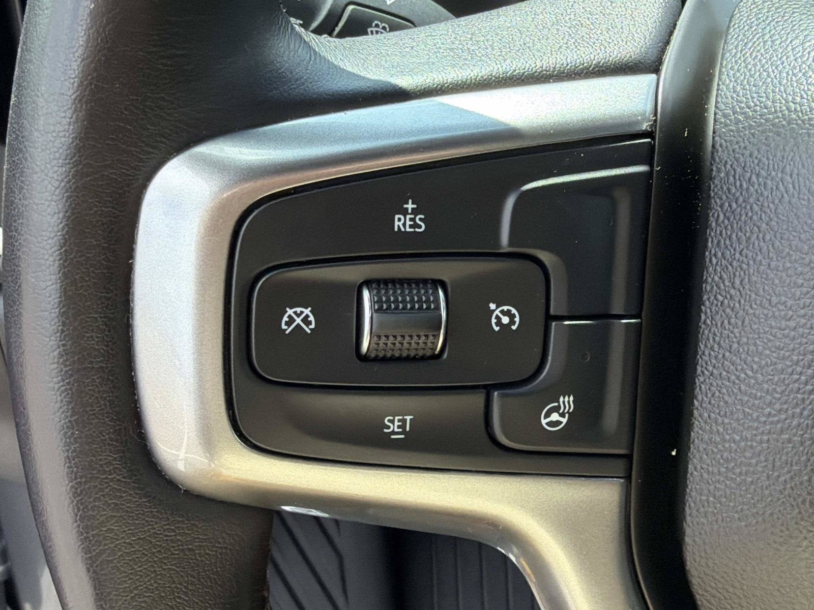 Certified 2020 Chevrolet Silverado 1500 RST AWD/4WD image 15