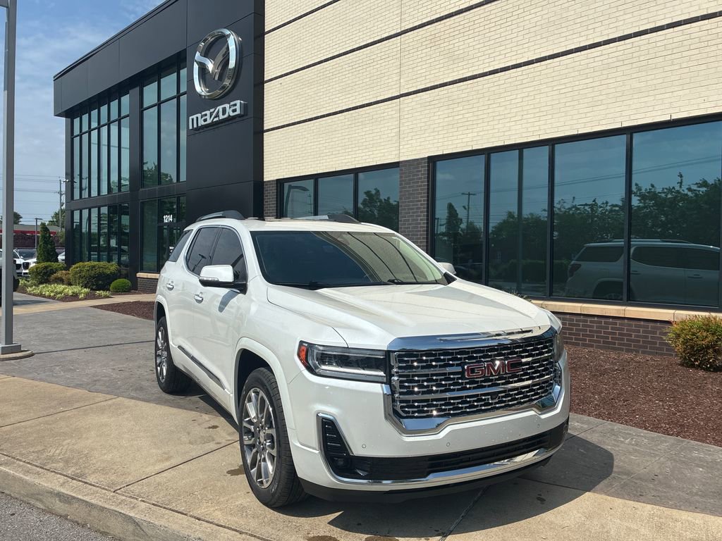 Used 2022 GMC Acadia Denali w/ Denali Ultimate Package FWD image 1