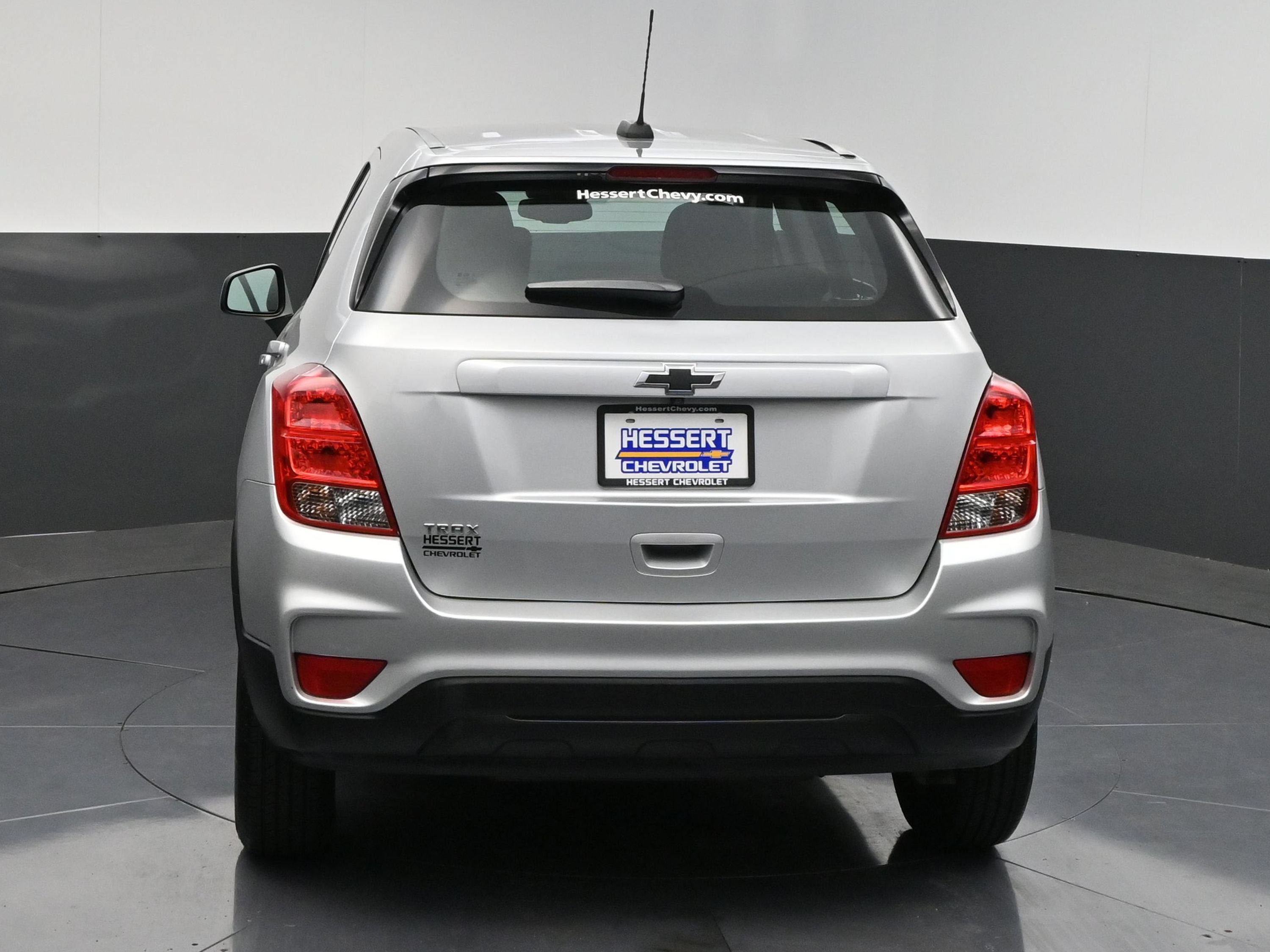 Used 2020 Chevrolet Trax LS FWD image 6