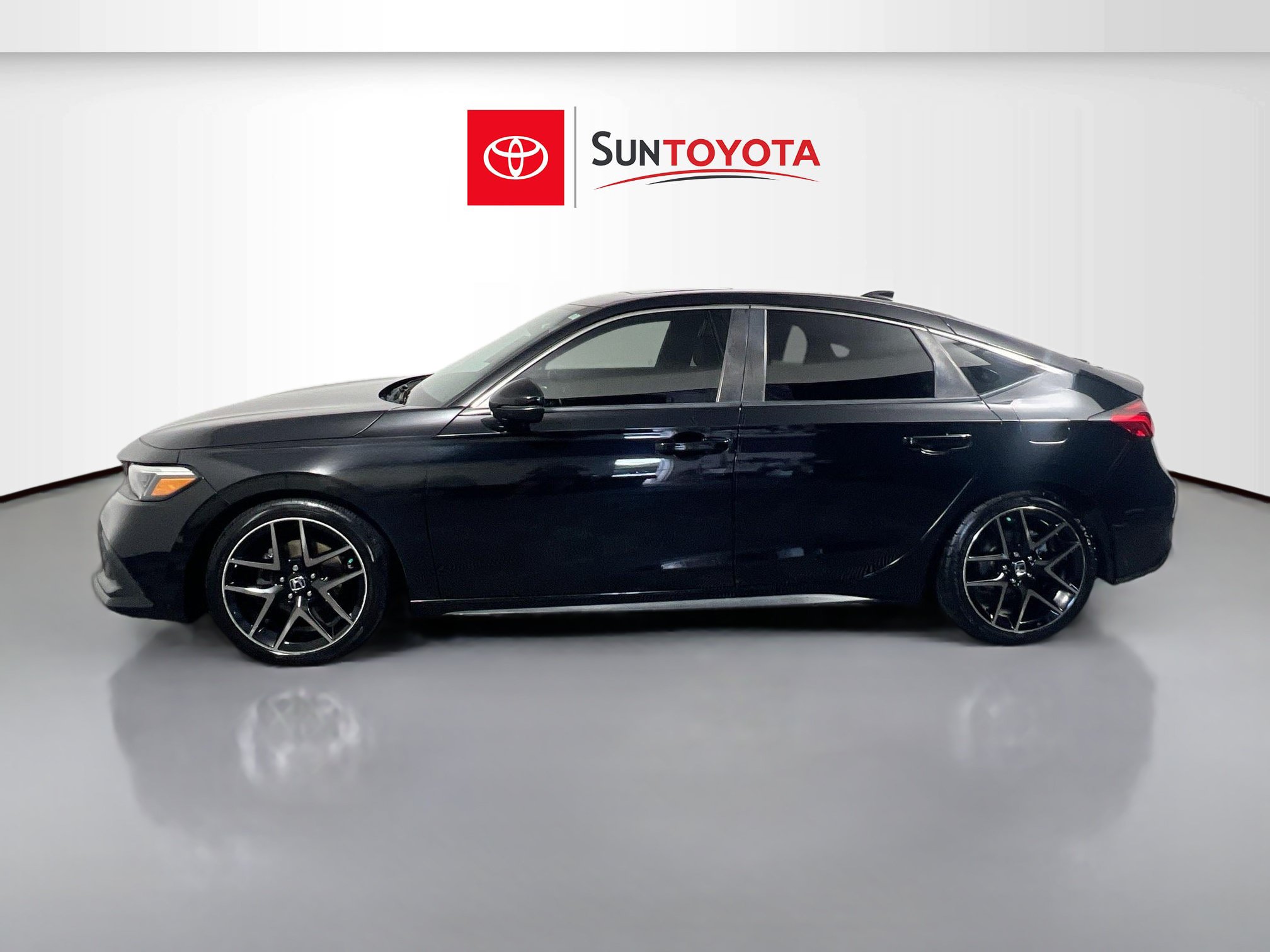 Used 2022 Honda Civic Sport Touring image 7