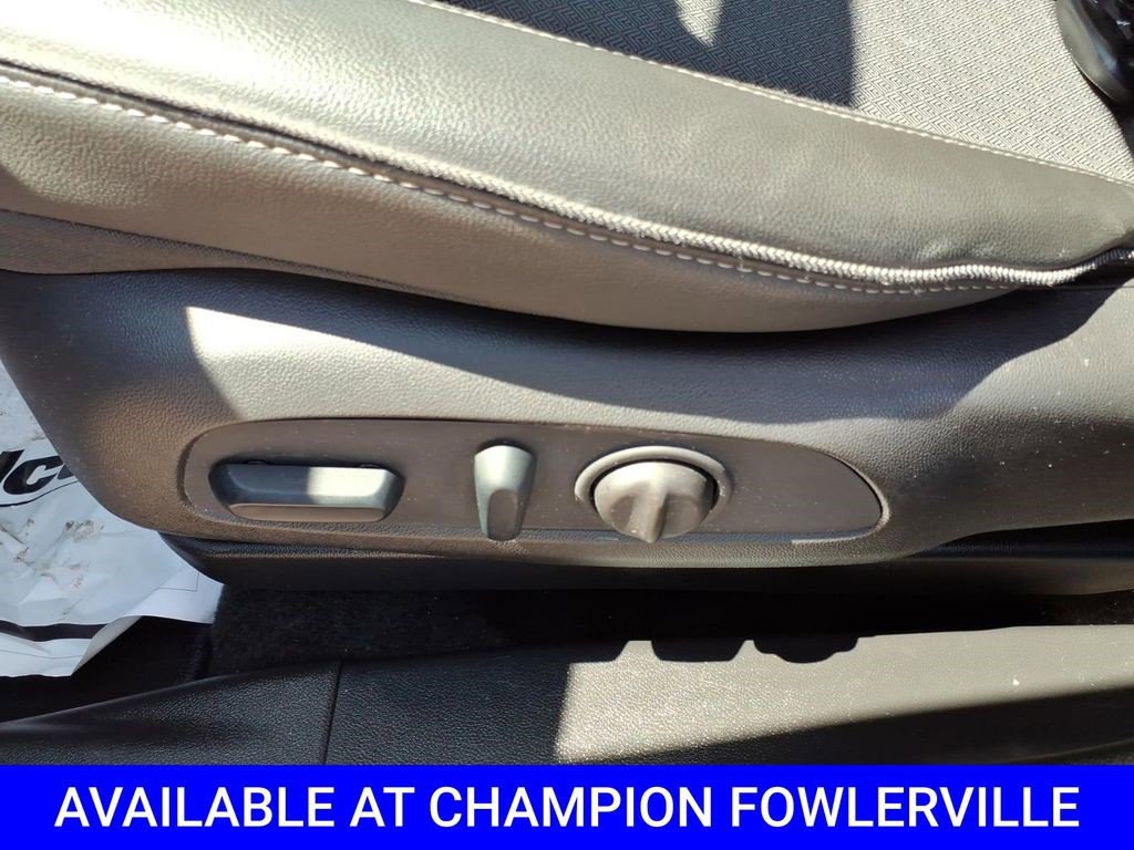 Certified 2023 Buick Encore GX Select FWD image 15