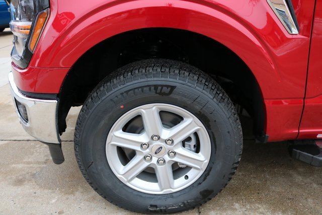 New 2025 Ford F150 XLT w/ Equipment Group 302A MID image 31