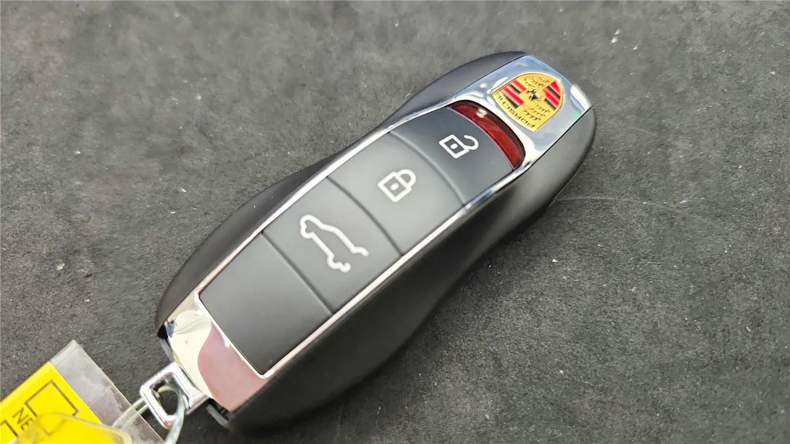 Used 2022 Porsche Macan S AWD/4WD image 21