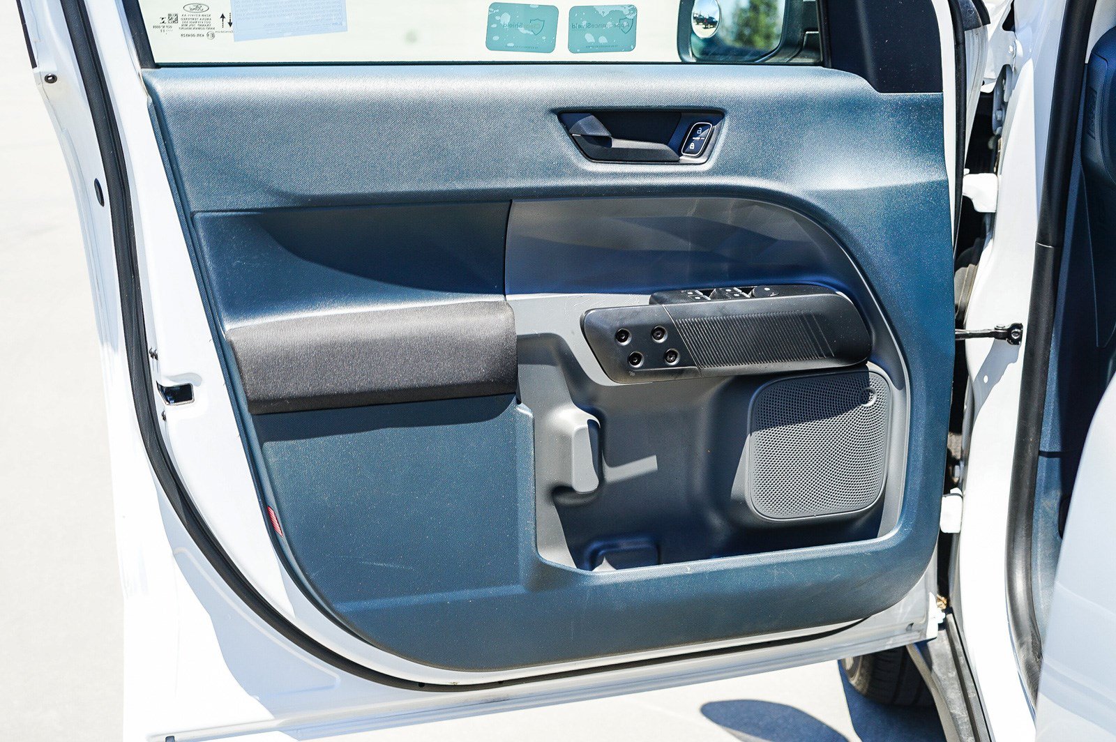 Used 2022 Ford Maverick XL FWD image 23