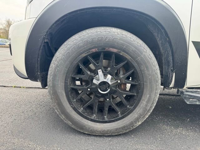 Used 2018 Toyota Sequoia Platinum image 11