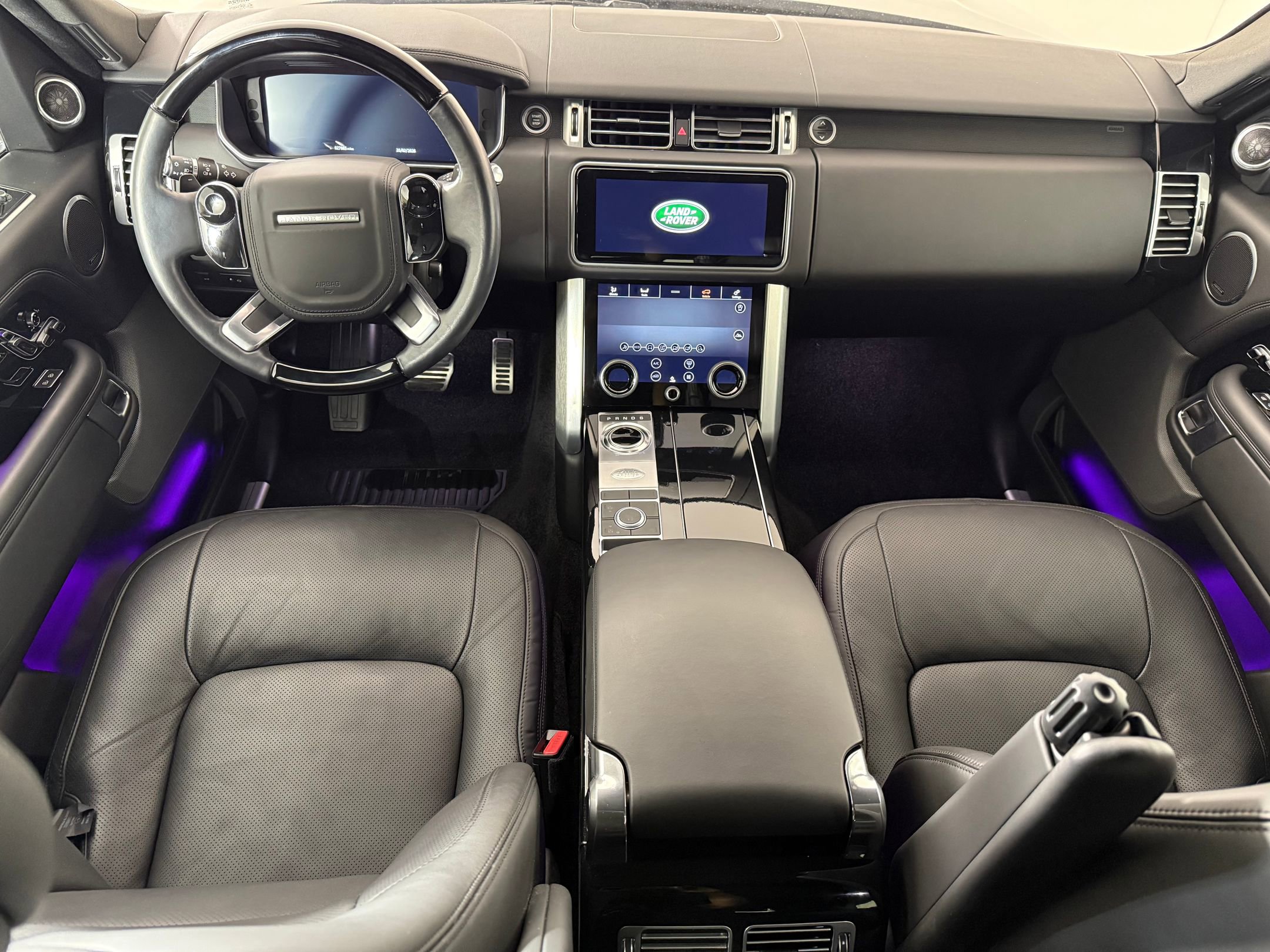 Used 2022 Land Rover Range Rover Westminster Edition image 13