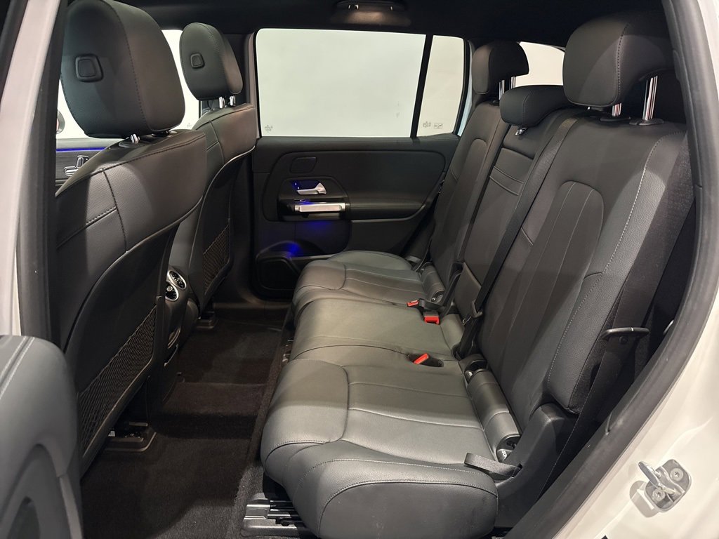 Used 2023 Mercedes-Benz EQB 300 4MATIC w/ Exclusive Package image 33