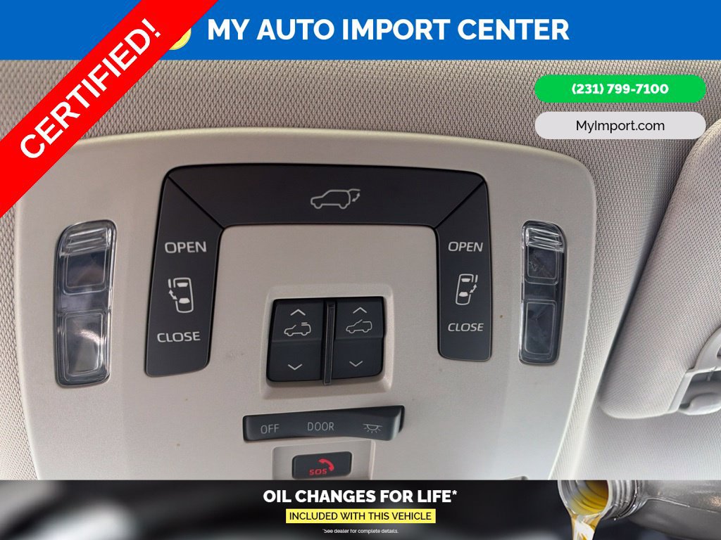Certified 2026 Toyota Sienna XLE FWD image 23